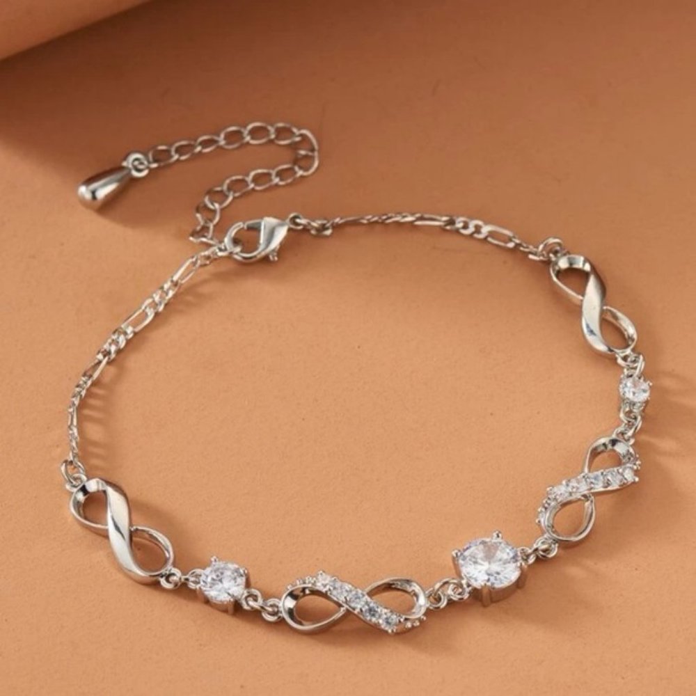 Eternal Brilliance Silver Infinity Bracelet - Picture 3 of 4